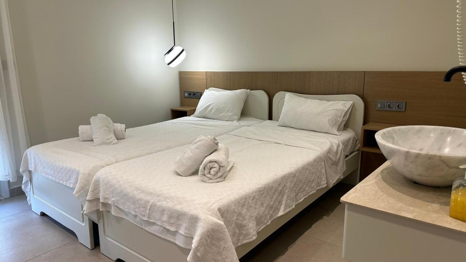 Anemos Otel Agía Triás Dış mekan fotoğraf