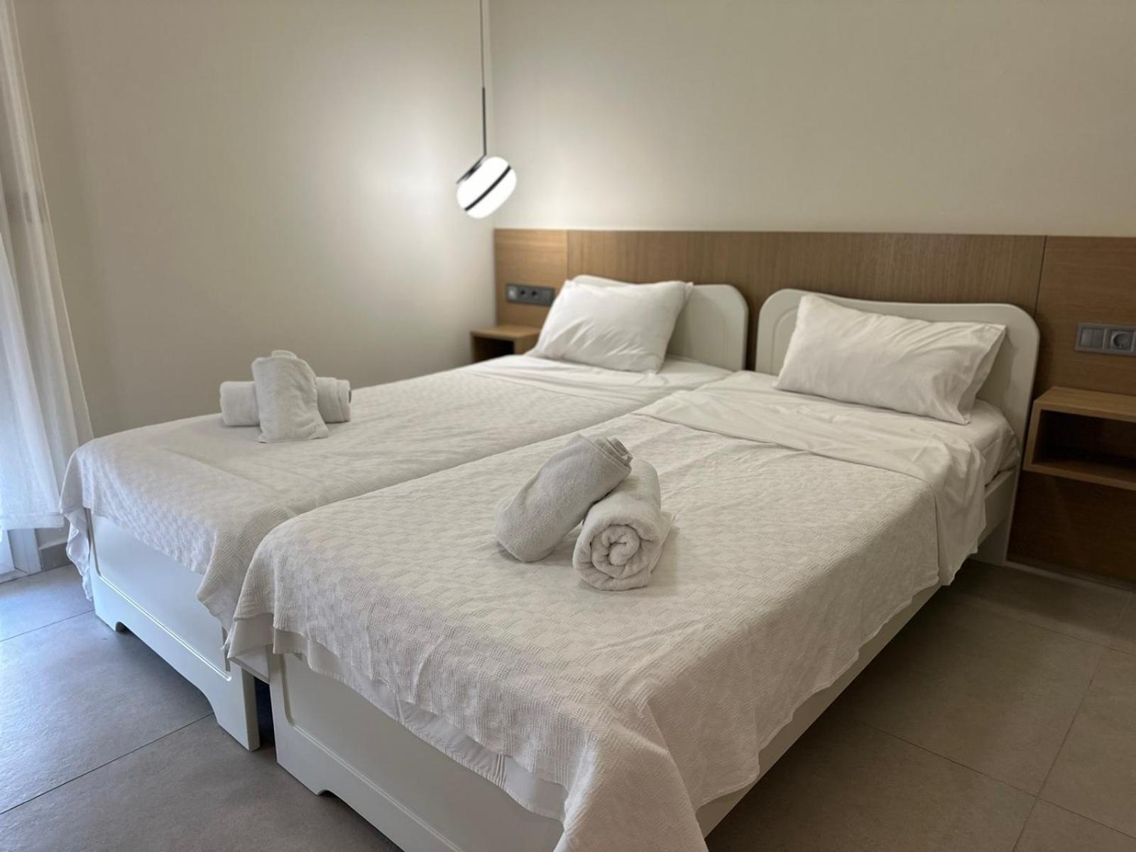 Anemos Otel Agía Triás Dış mekan fotoğraf