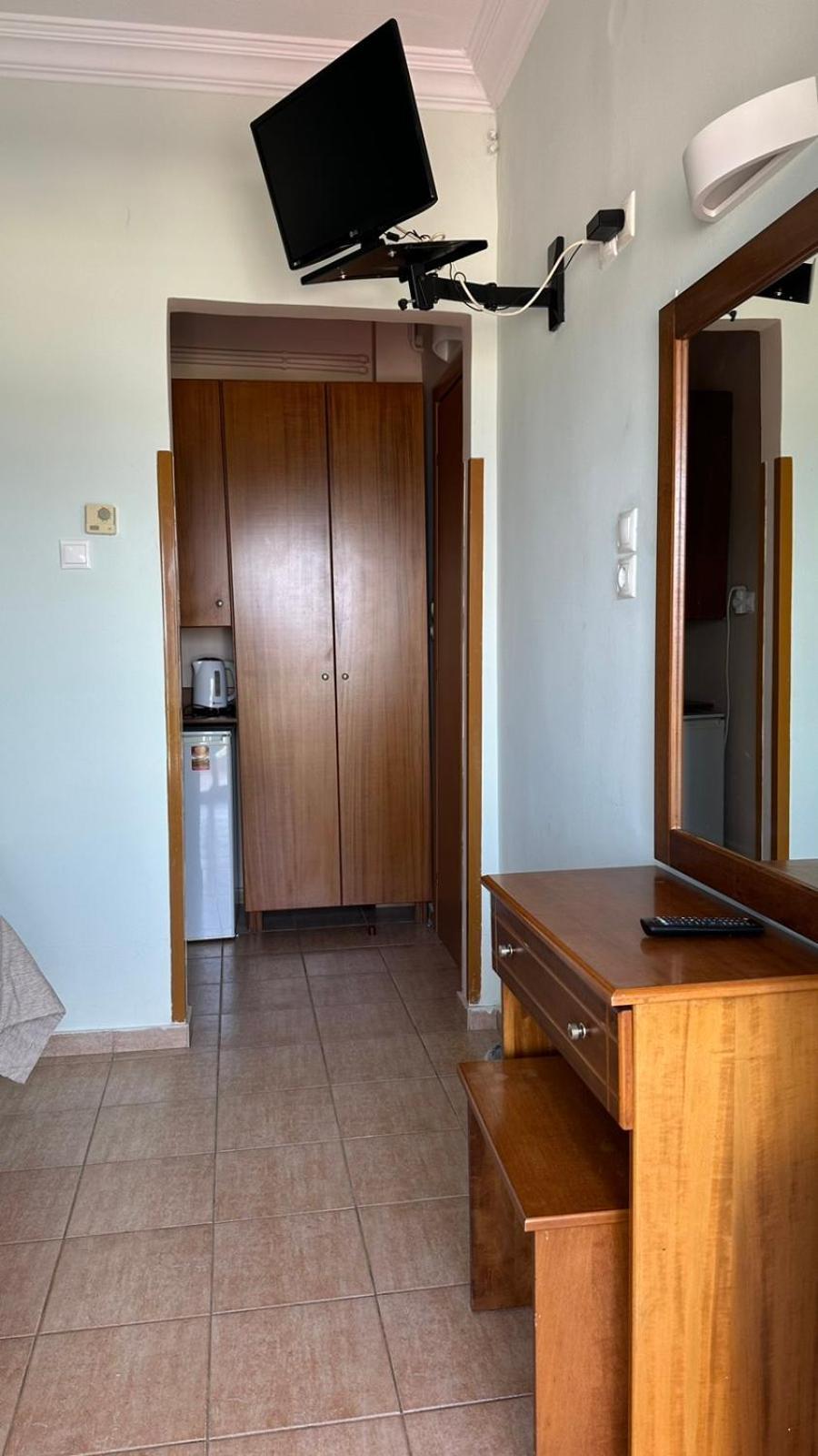 Anemos Otel Agía Triás Dış mekan fotoğraf